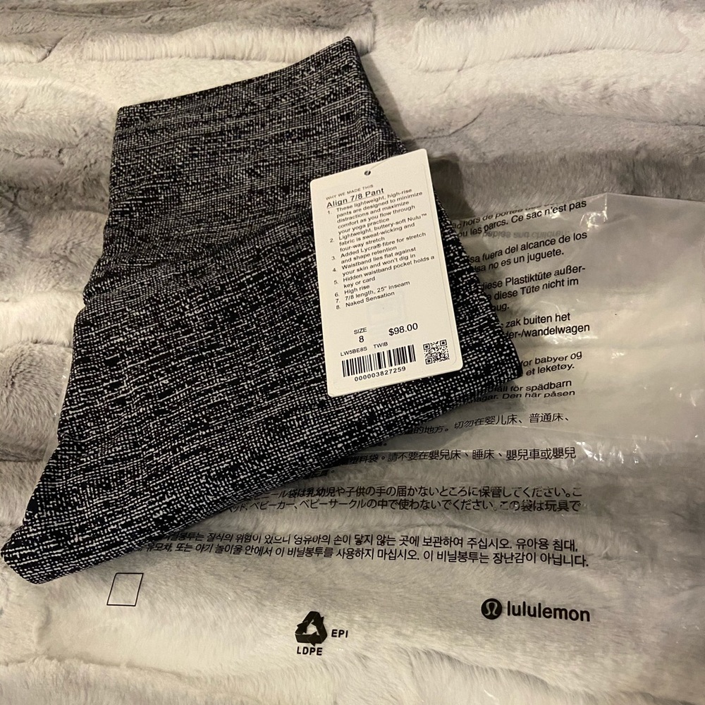 *LULULEMON* ALIGN 7/8 PANT